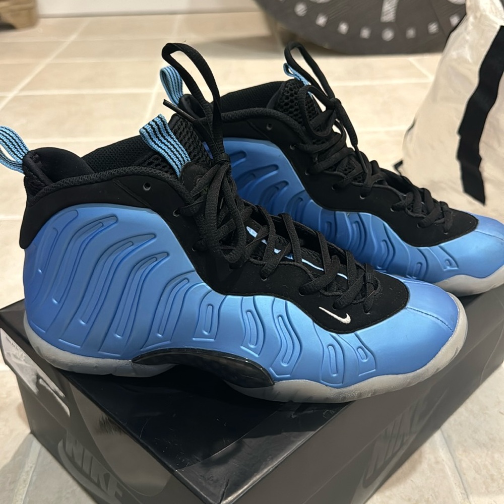 University blue foamposite
